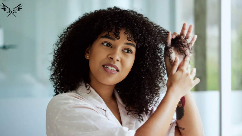 shoulder length curly hair​