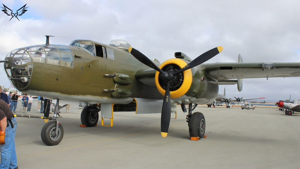 b 25 bomber executive suites madera warbirds